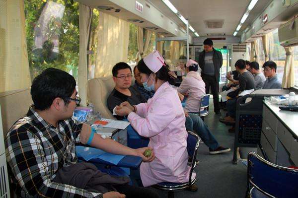 競(jìng)爭(zhēng)惡劣，獻(xiàn)血車價(jià)格也不能成為搶奪市場(chǎng)的主要因素