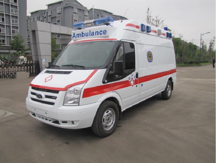 救護(hù)車(chē)廠家得到快速發(fā)展的因素有哪些？